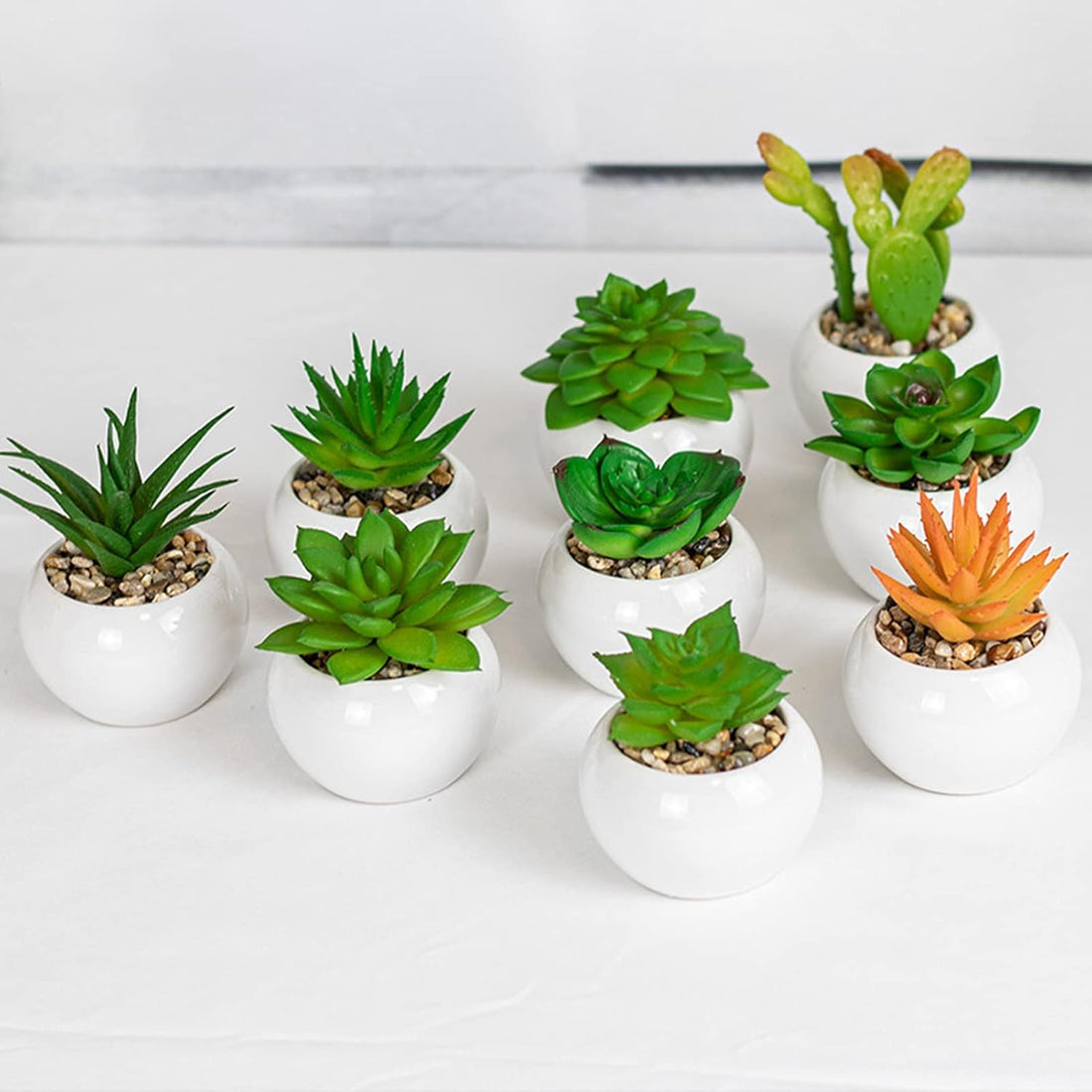 Artificial Plants in Random Shapes in Elegant Pots, Small Fake Plants for Tables, Desks, Screens, Perfect for Indoor and Outdoor Decoration – FASHION.HOME Best Supplier