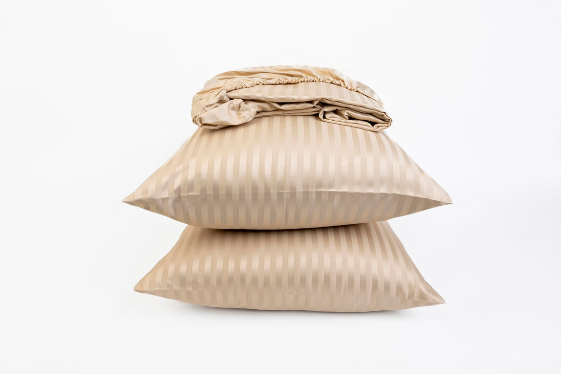 Striped Fitted Sheet Set - Fine Quality Hotels and Home Décor - 1 Fitted Sheet 200cm * 200cm + 2 Pillow Cases 50cm * 70cm - Matresses Up to 30cm - Brushed Cotton - Beige