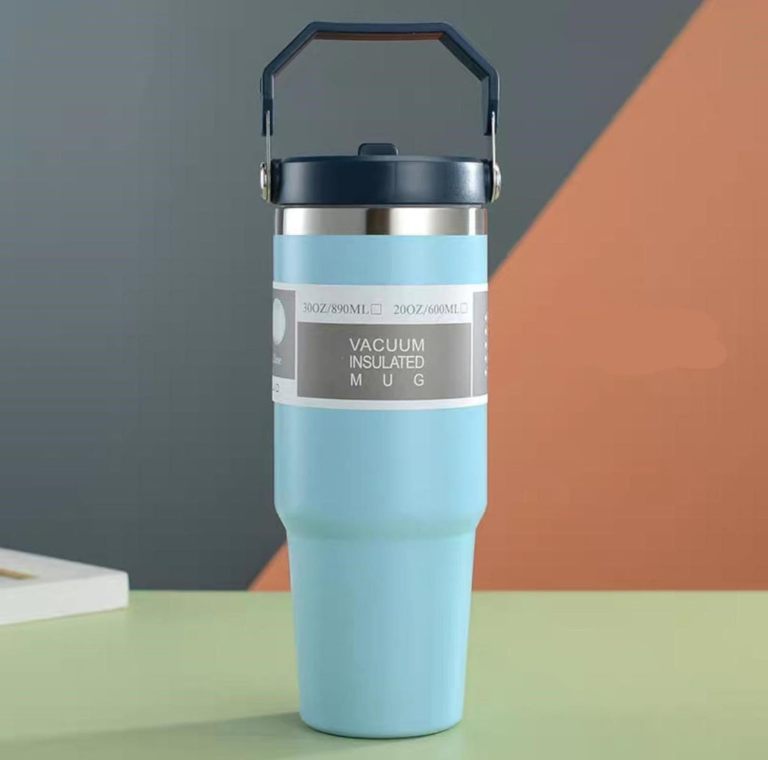 Vacuum Insulated Mug 900ml Water Tumbler Stainless Steel with grip handle & Straw Double Wall Thermal Mug for Hot & Cold Drinks - Leakproof, BPA-Free – Gym, Travel, Office (T, Baby Blue)