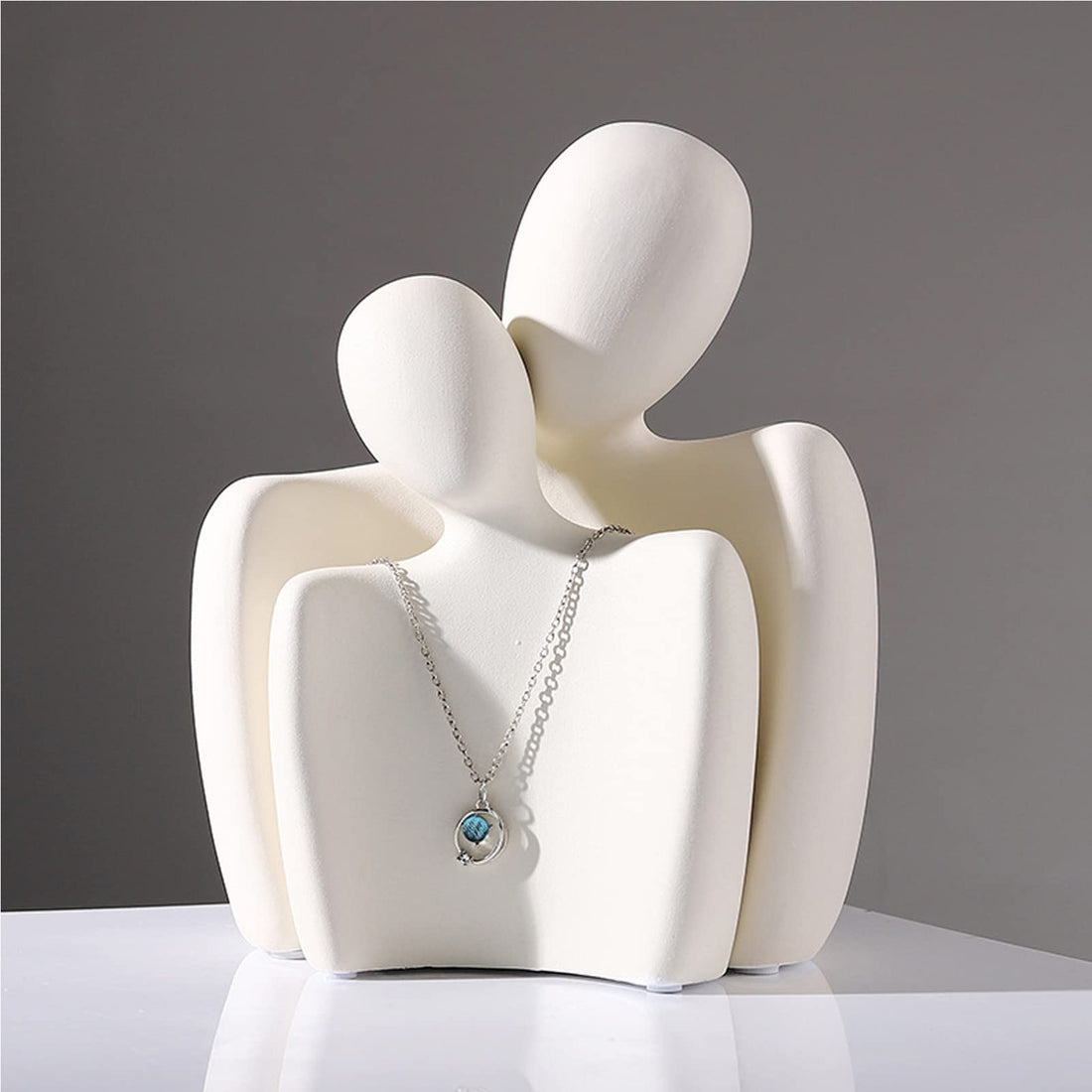Couple Statues Resin Couple Art Sculpture Decor Abstract Figurines Decor Shelf TV Stand Decor Couple Gifts (White)