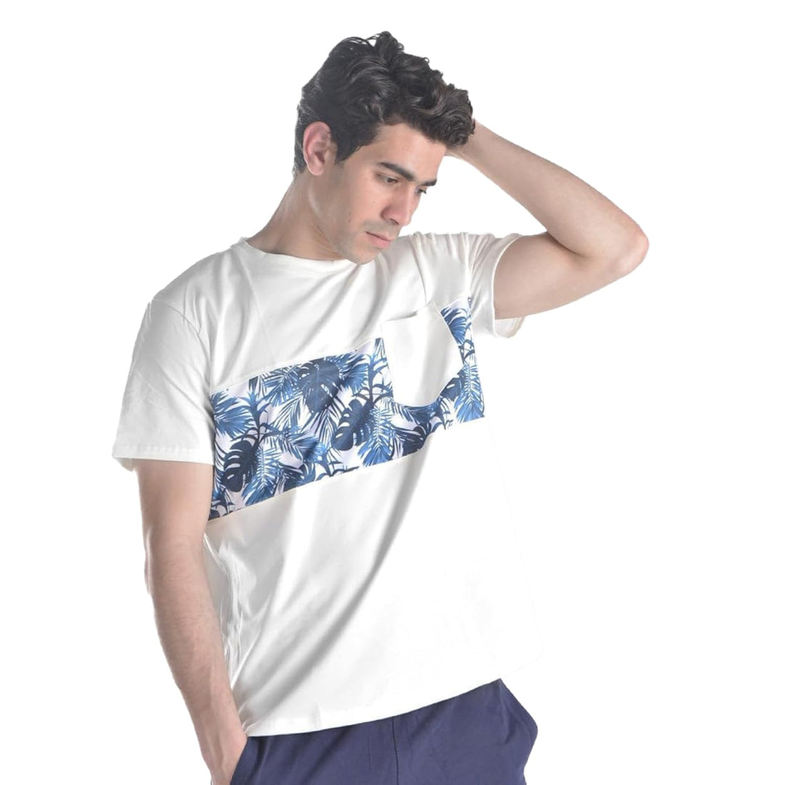 Palm leaves short sleeved pocketed T-shirt (white, xs)