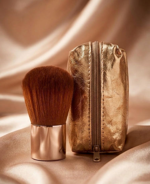 Professional Makeup Brush with Elegant Storage Case, Made of Soft and High Quality Synthetic Bristles, Rose Gold Color, Durable and Easy to Grip,