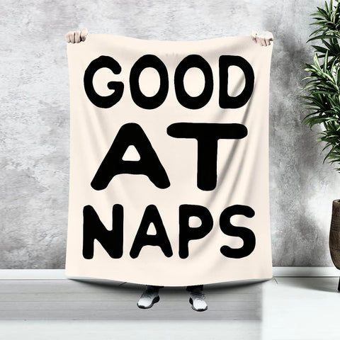 "Good at Naps" Fleece Blanket – Soft and Cozy Throw with Fun Typography Design – Perfect for Nappers, Lounging, or Gift Giving - size120x160 cm.