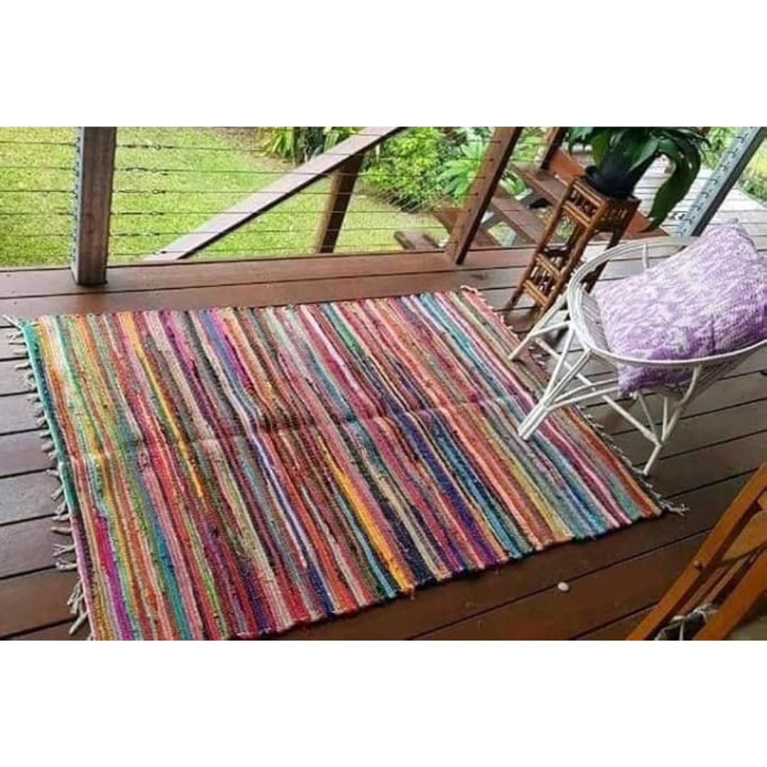Antiques Carpet Kilim Hand Made Size 185 * 250 Cm Multi Color Recycling Materials