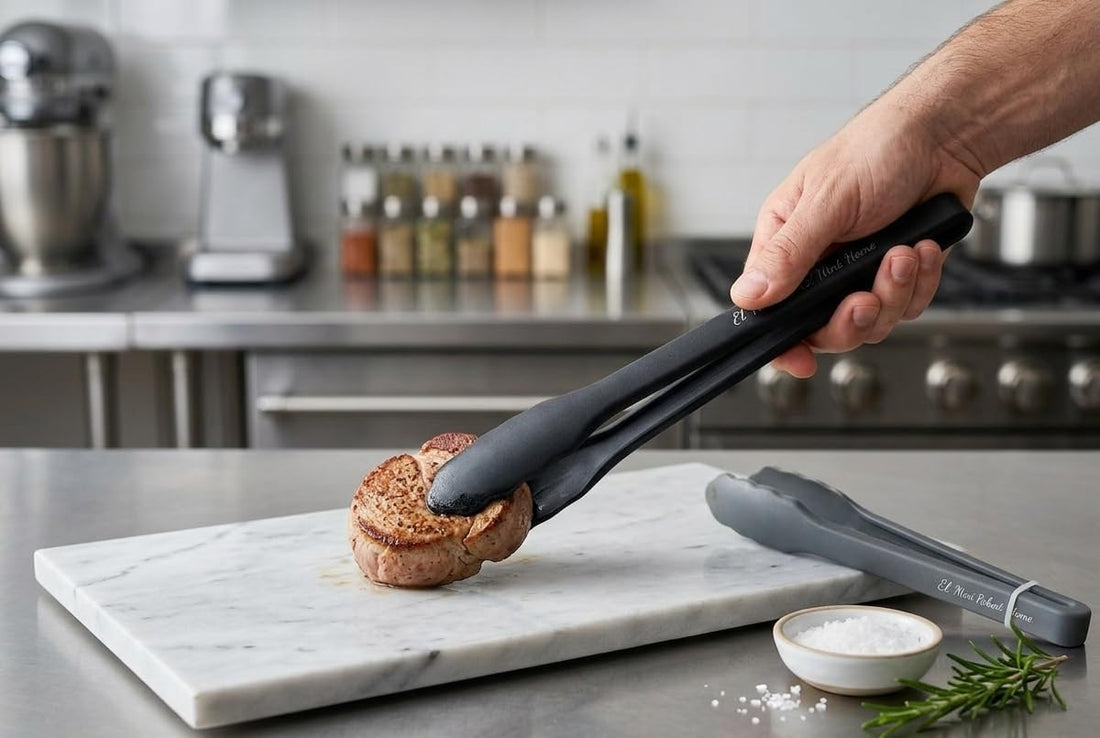 Heat Resistant Silicone Kitchen Tongs One-Piece Cast Design Durable Thermal Silicone Food Grade Cooking Tongs for Nonstick Cookware Food Preparation