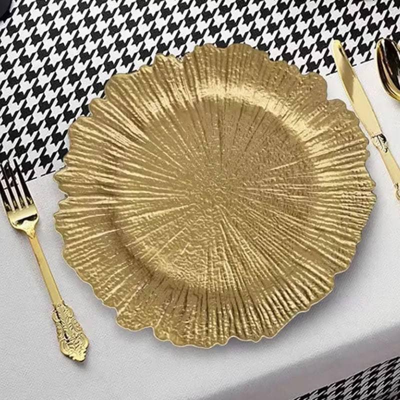 Generic Gold Decorative Serving Plate, Flower Shaped Tray, High Quality Imported Material, .hg