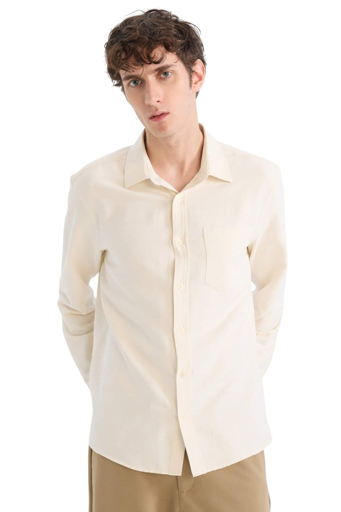 DeFacto Mens Regular Fit Polo Neck Long Sleeve Casual Woven Top Long Sleeve Shirt D6100AX Long Sleeve Shirt