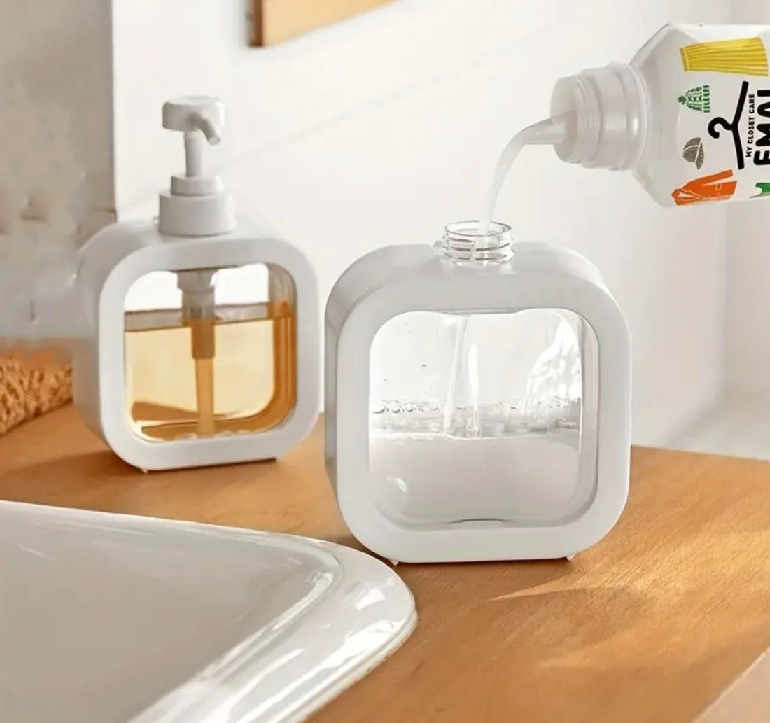 Bath Bomb:Portable Travel Hand Soap Dispenser Can Be Used For Soap, Lotion Or Sanitizer. Elegant White Oval Design Fits C - Generic