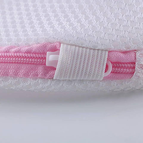 "Mesh Laundry Set - Keep Your Clothes Like New With This Awesome Laundry Bag Set" - Generic