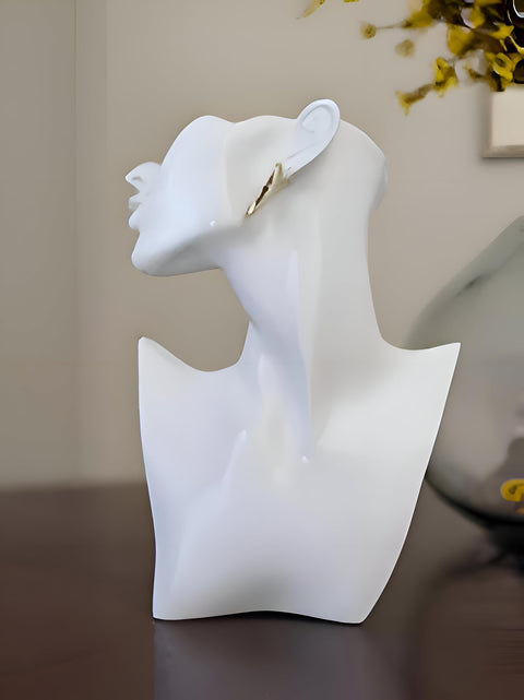 Practical Sturdy Resin Jewelry Bust Stand - Durable small display holder for necklaces, perfect for trade shows, retail displays, and jewelry exhibitions with elegant minimalist design. (L)