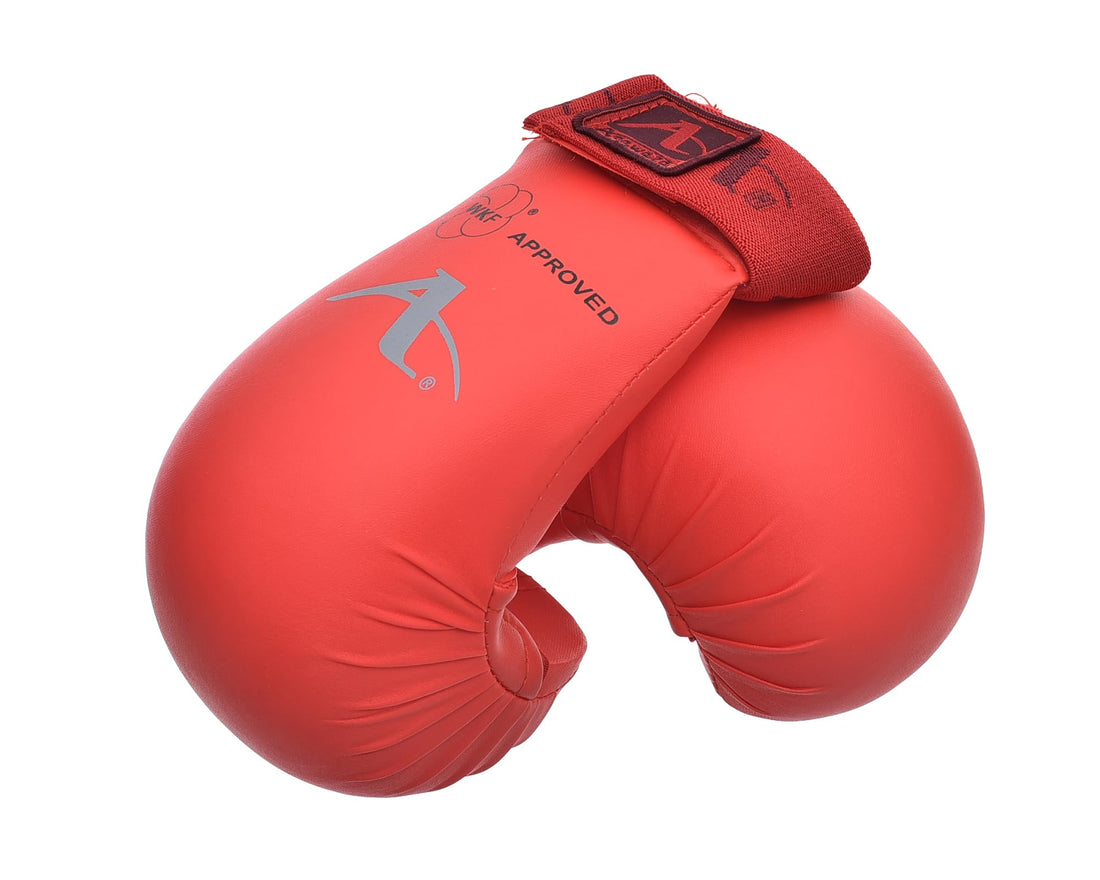 Minsa Boxing Gloves, Red