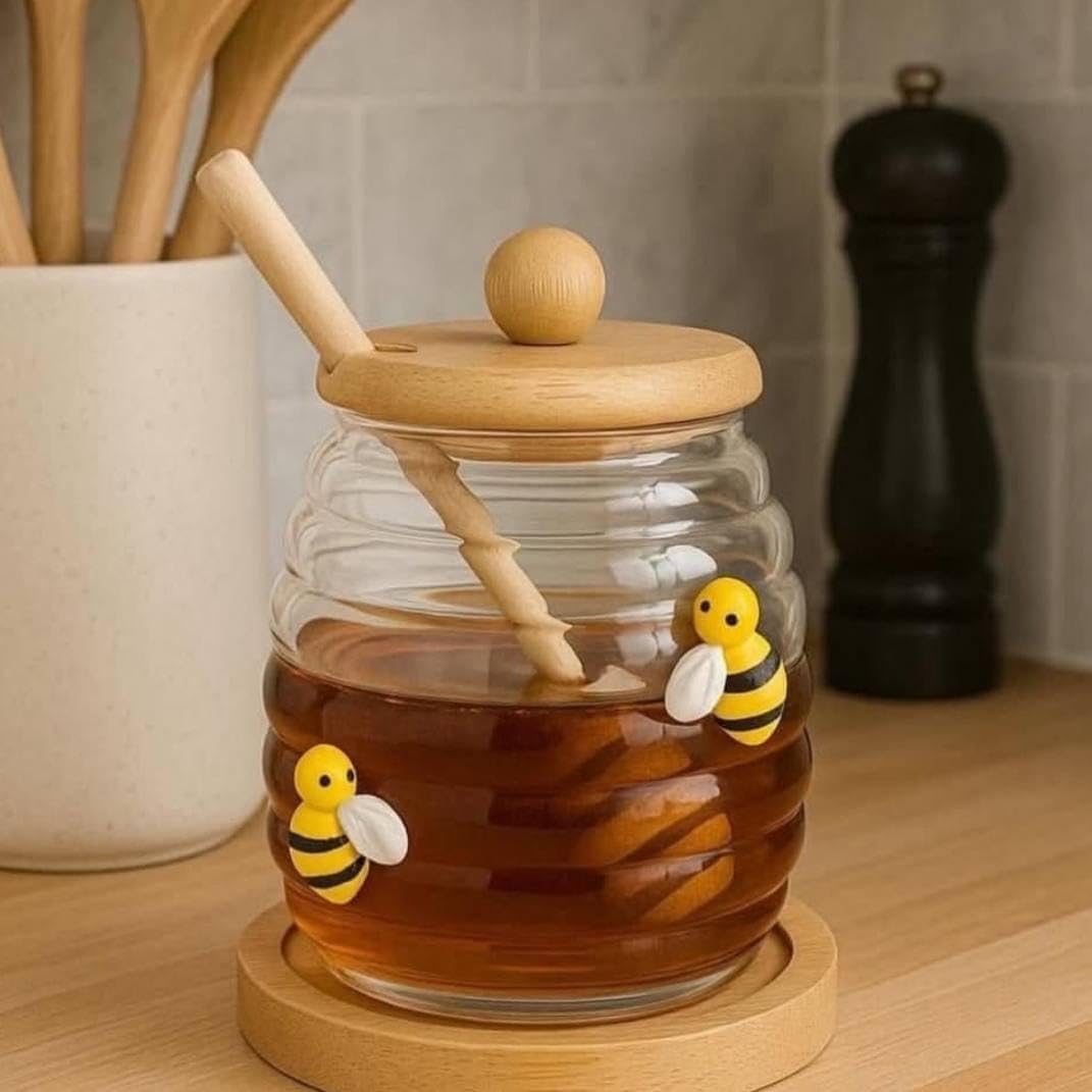 Honey Jar - Glass Storage Jar with Elegant Wooden Lid and Distinctive Bee Design for Kitchen and Dining Decoration, Luxury Decorative Piece, Perfect Gift for Every Natural Honey Lover