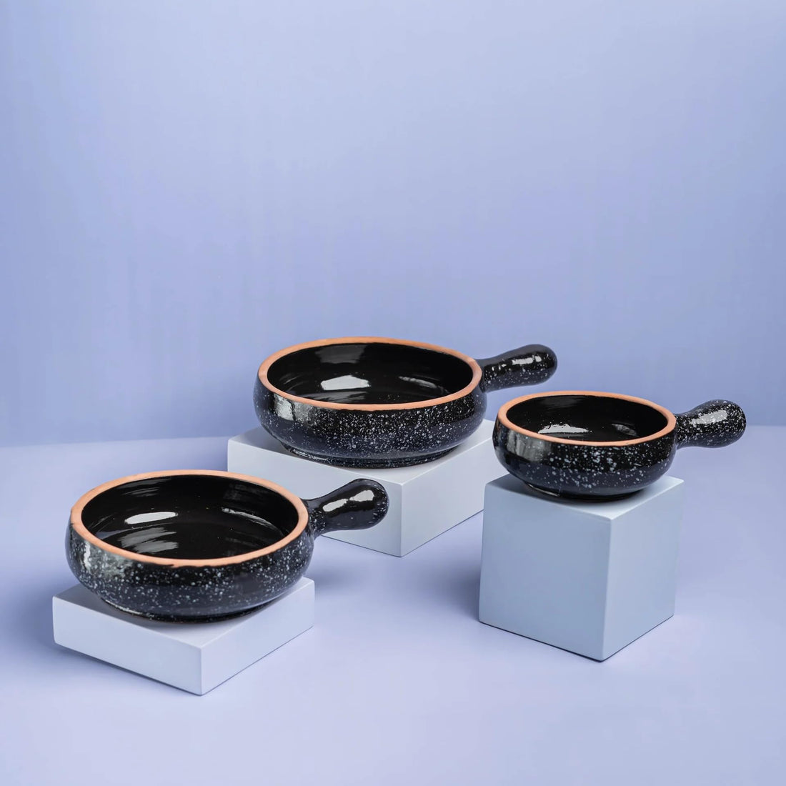 HomePro Pottery Pans Set 3 Pieces – 15, 20 & 25 cm Handmade Ceramic Cookware, Oven & Microwave Safe, Dishwasher Safe, Black