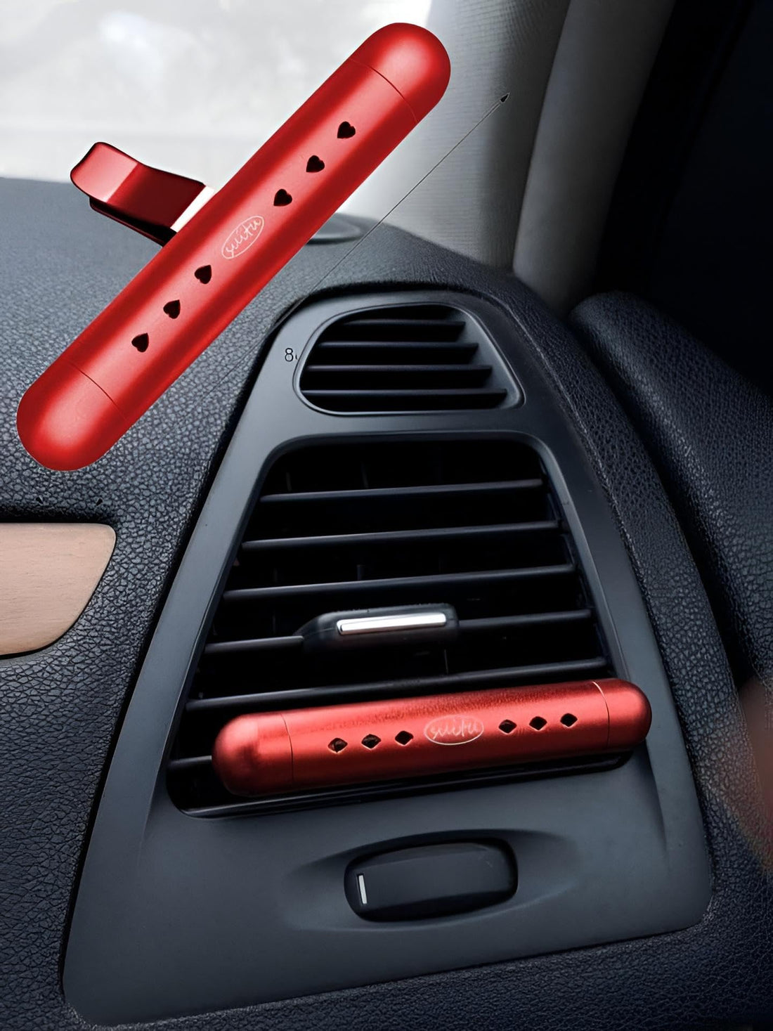 Vent Diffuser - 8cm Elegant Metal Red Car Air Freshener with Heart Design Vent Mounted to Diffuse Homogeneous Scent and Reusable Capacity with Oils.