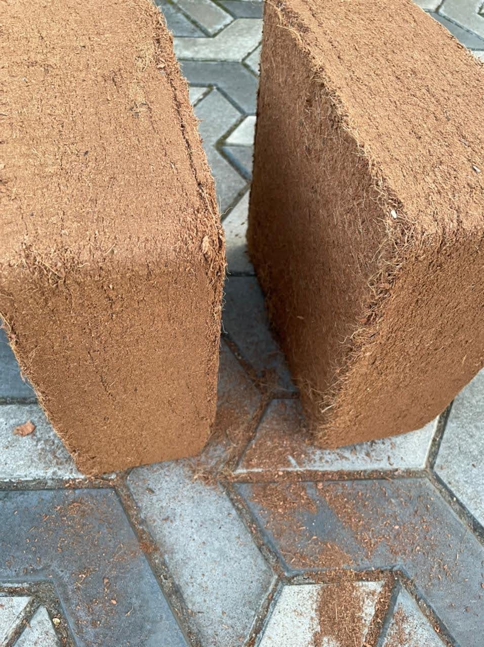 CocoPet Petmos Mold - Coconut Coir Growing Medium - Coir - Coco Coir