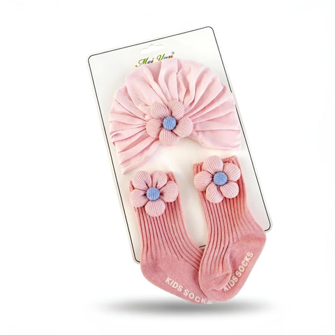 Baby Turban - Soft headwear set for girls including cozy socks, excellent choice for newborns, suitable for everyday use and capturing memorable photos with style and comfort.