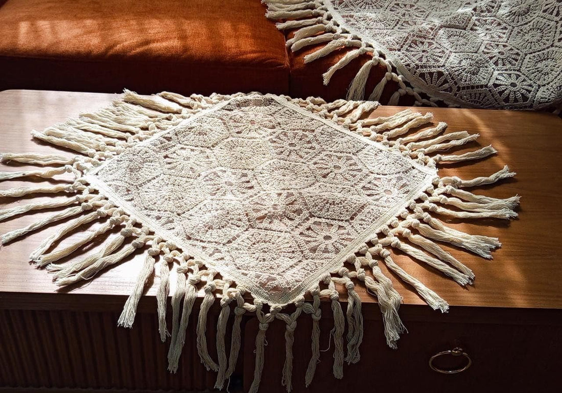 Generic Square Tablecloth with Tassel Fringe, Cream, 50x50 cm, .kl