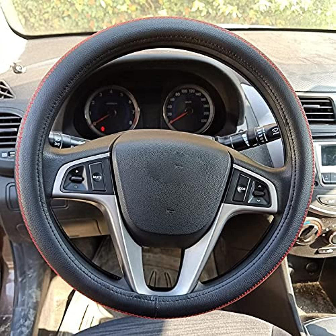 غطاء طارة دائرى جلد اسود خياطة أحمر جودة عالية للسيارة Daihatsu TRIOS