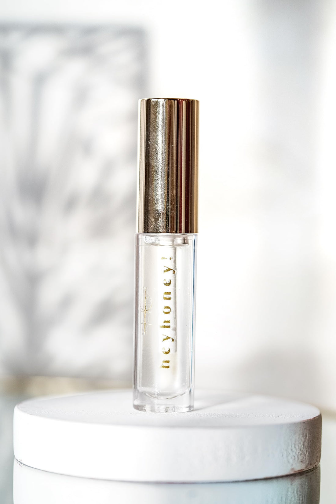 HGaesthetics HeyHoney! Lip Plumping & Nourishing Serum – Pure Honey, Hyaluronic Acid, Niacinamide & Shea Butter | Glossy Hydrating Lip Treatment for Fuller, Smoother Lips