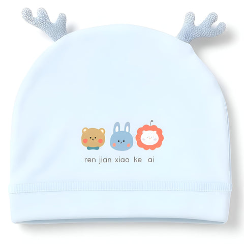 Cotton children‘s hat with two deer antlers and a cute cartoon-a warm cap for newborns, autumn and winter to protect the head and ears