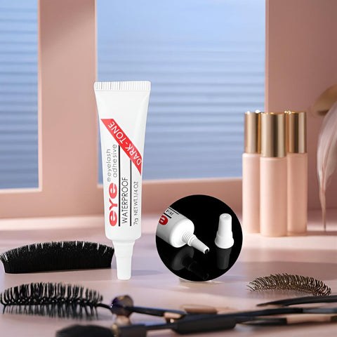 Eyelash Glue - Make your lashes shine with our advanced adhesive that ensures perfect hold and natural look thanks to its latex-free formula for all skin types (1 piece)