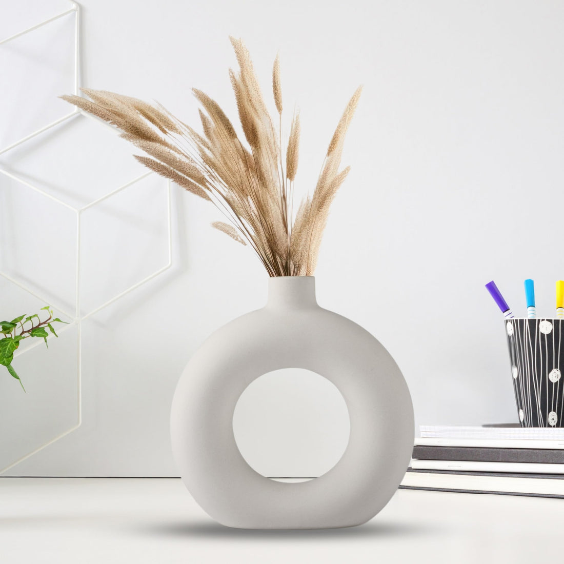 White Ceramic Donut Vase Set of 1 (6 Inches) | Donut Vases for Decor, Circle Round Modern Pampas Vases for Wedding Dinner Table Party Living Room Office Bedroom, Decorative Gift