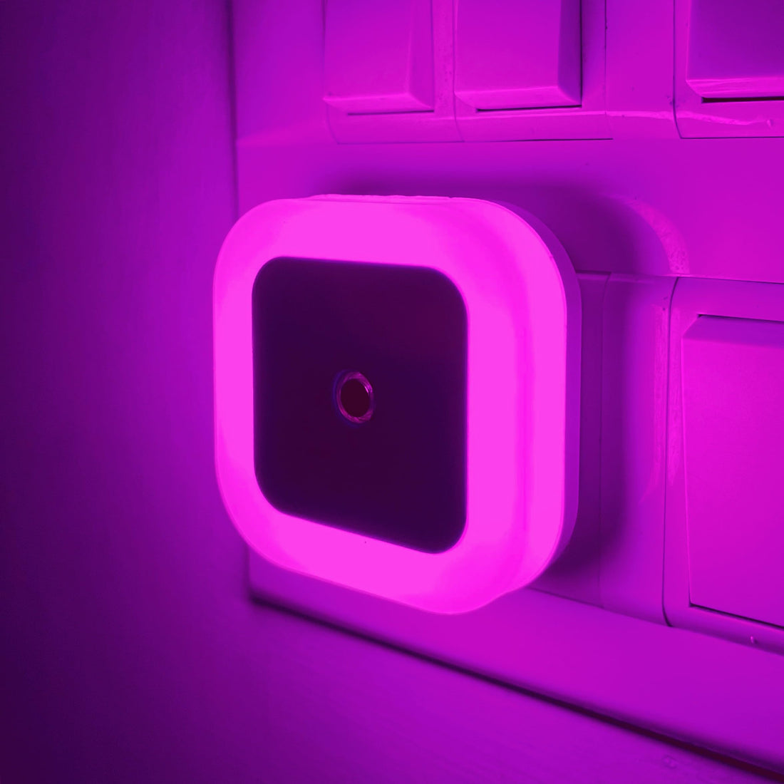 TARAMPRO Polycarbonate Taram Led Night Light Sensor Control Square Lamp Energy Saving Led Sensor Lamp Nightlight For Children Kids Bedroom - Pack Of 1 (Pink)