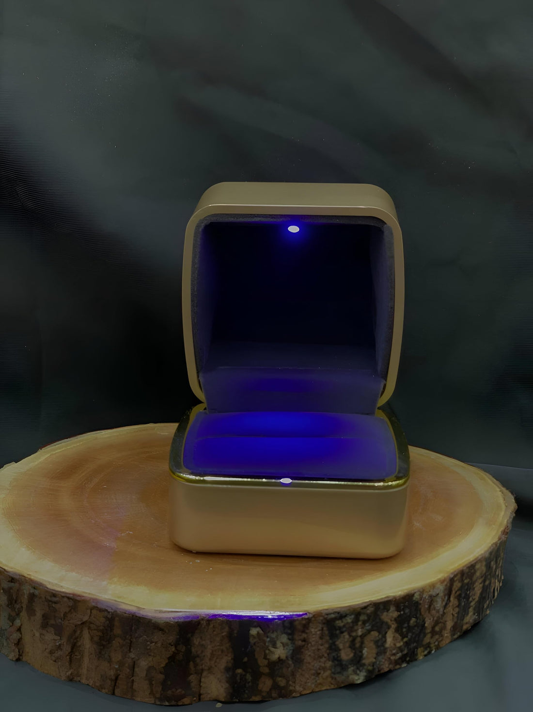 Heart Ring Box - Beautifully crafted LED-lit velvet box designed for engagement rings, with golden exterior and gentle ambient glow for special moments.