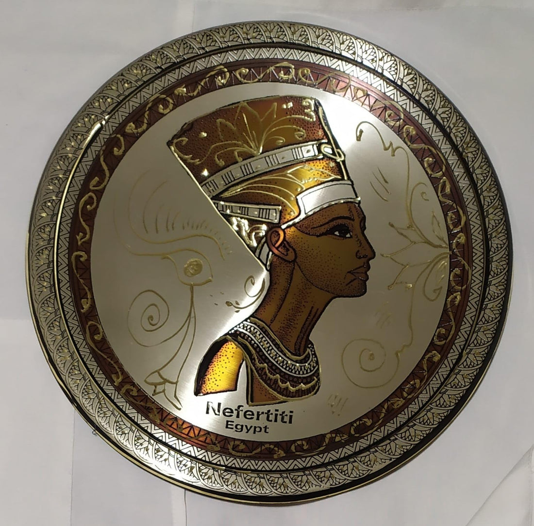 Copper decorative Plate, Egyptian Handmade, Pharaonic Decorative, Engraved with ancient Egyptian Queen Nefertiti, Size 30CM