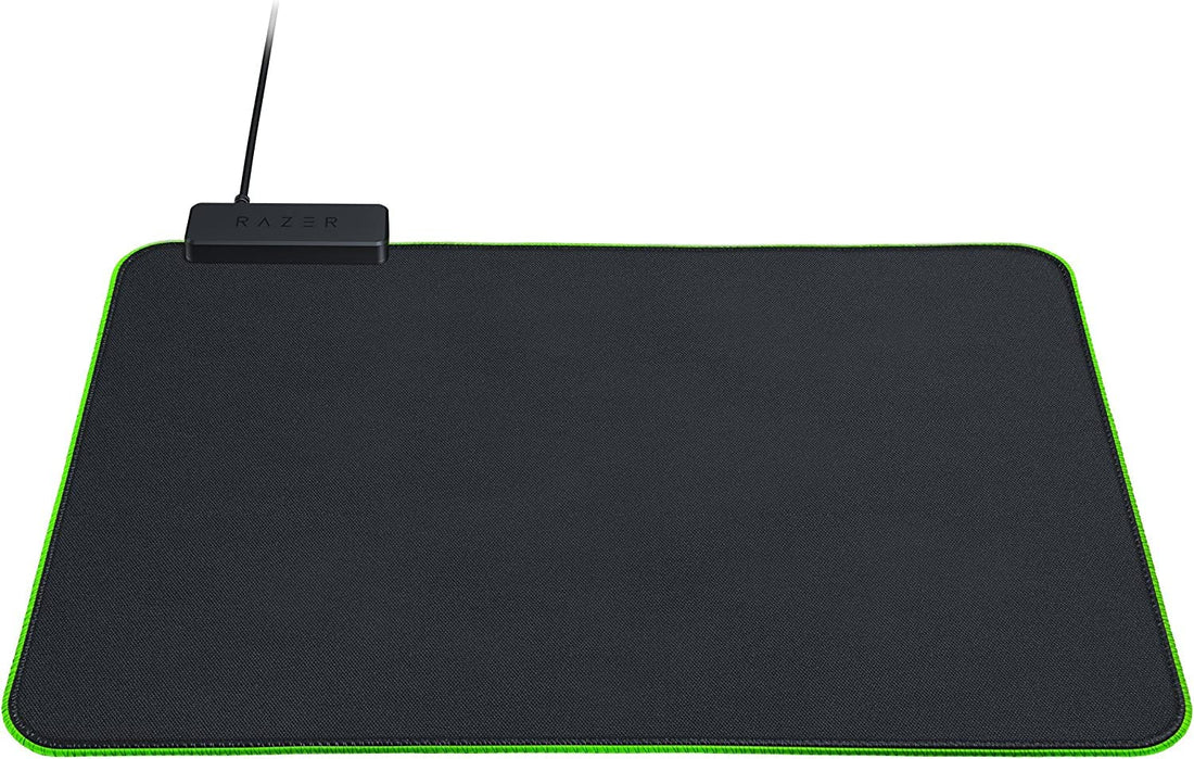 Razer Goliathus Chroma Soft Gaming Mouse Mat with Micro-Textured Cloth Surface, Optimized For All Sensitivity Settings and Sensors, RGB Chroma enabled,RZ02-02500100-R3M1