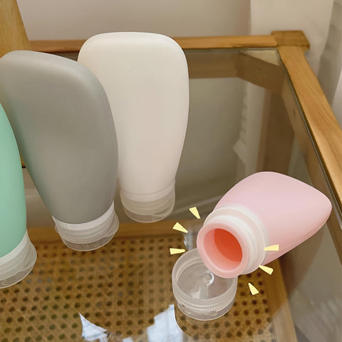 Practical Travel Set of 3 Silicone Bottles Leak Proof Refillable 60ml (2oz) Each Bottle Perfect for Shampoo, Liquid Soap, Toiletries, with Clear Carrying Case and Liner Labels