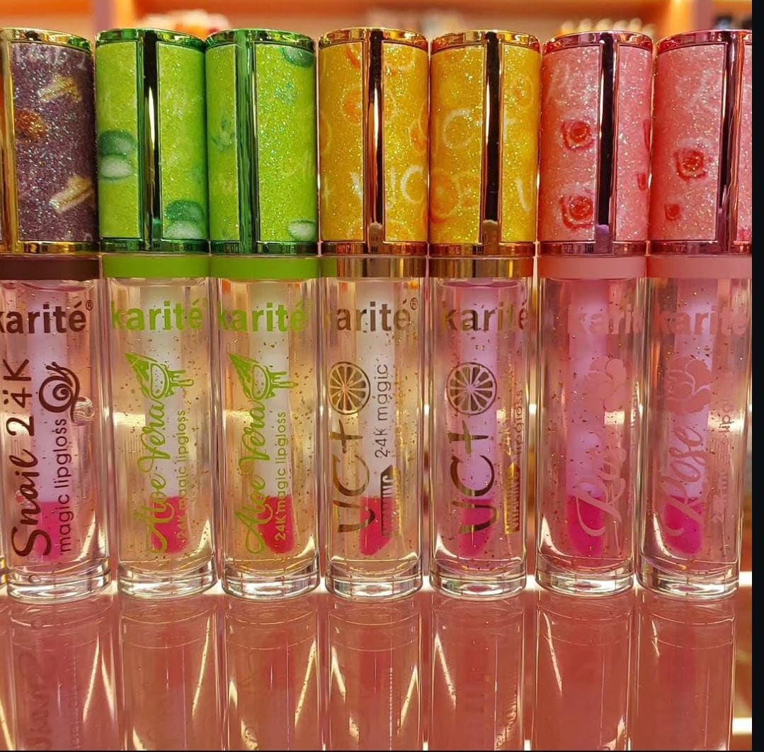 Magical lip gloss with vitamin C to moisturize lips (orange)