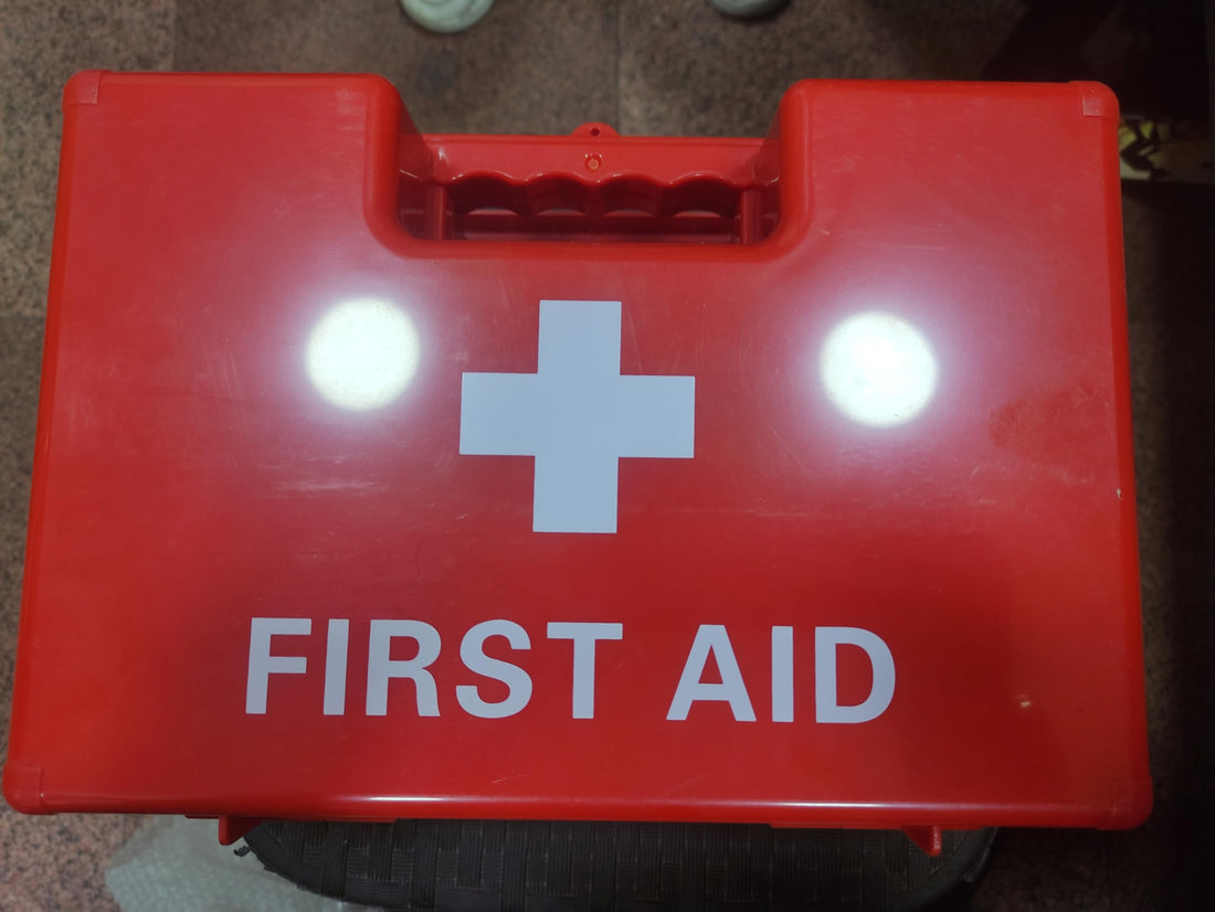 ABS Wall-mounted First Aid Box empty, Orange Emergency Medical Kit for Home and Office صندوق إسعافات أولية فارغ