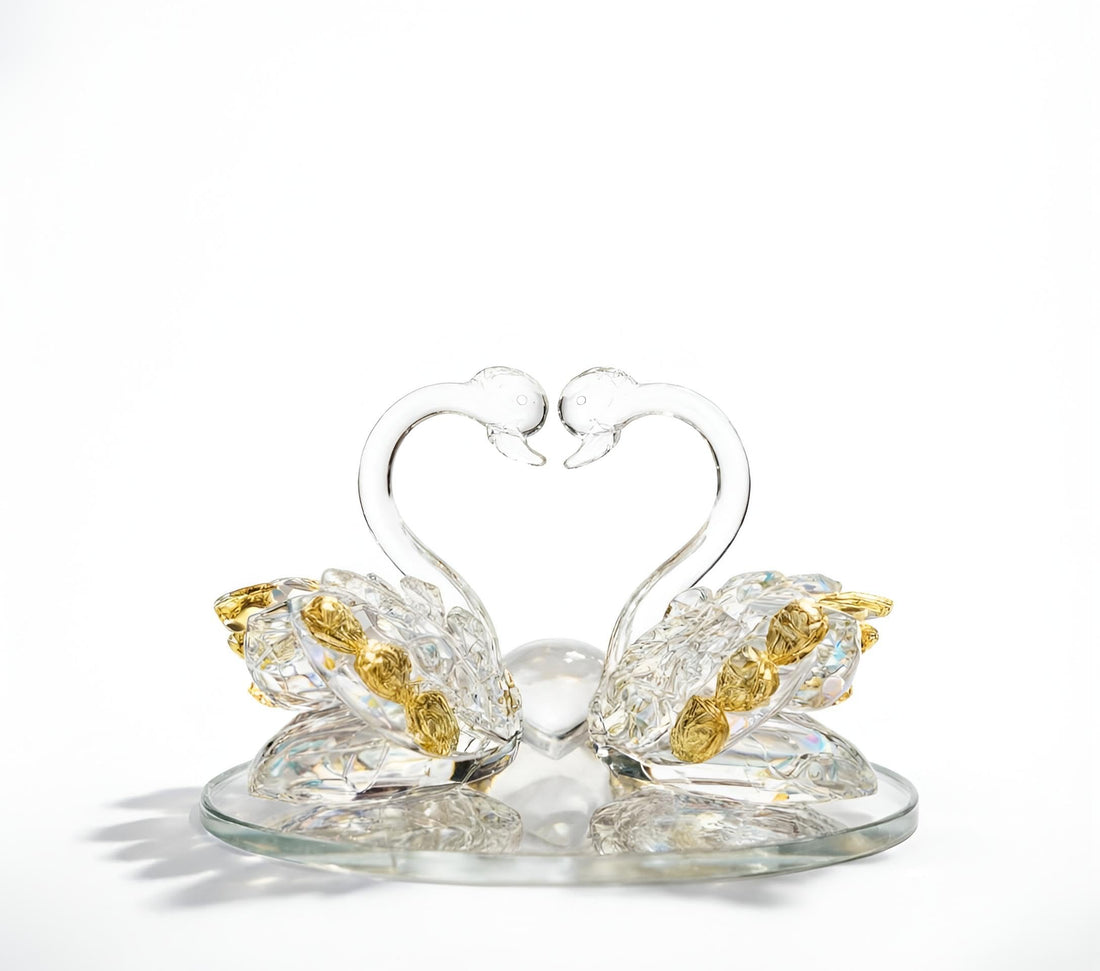 An innovative handcrafted figurine with a romantic touch, designed from high-quality clear crystal material, to be a unique souvenir gift for the newlyweds at wedding parties. (Model 7-Yellow)