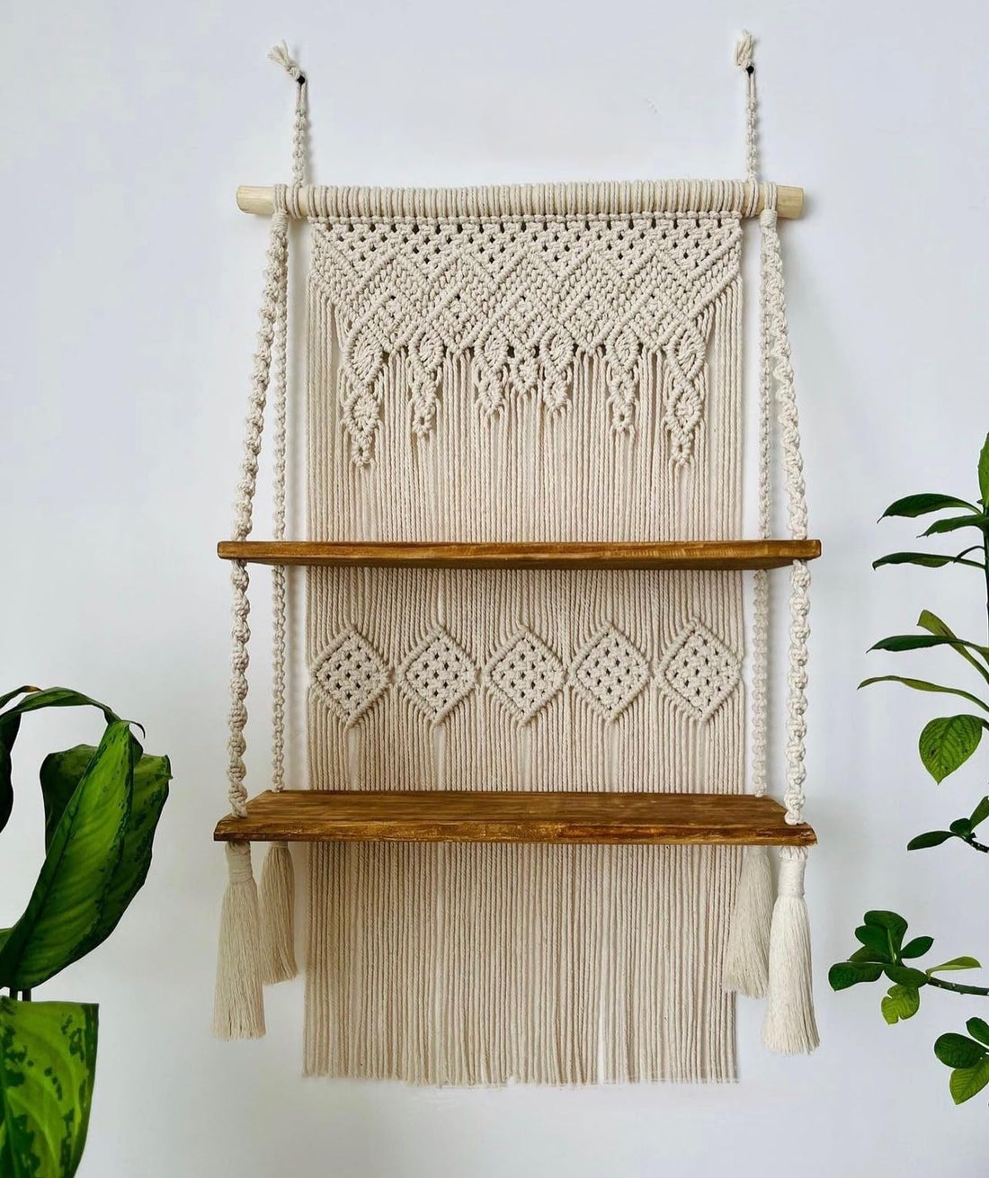 Macrame Shelf - Awesome