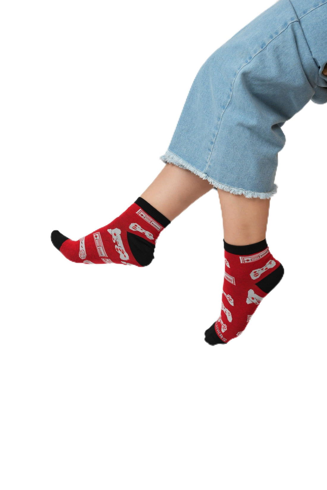 Game Mode Design Cotton High Ankle Socks for Unisex, Premium Egyptian Cotton, Breathable & Sporty Style, Free Size Fits EU 38–44 – Red