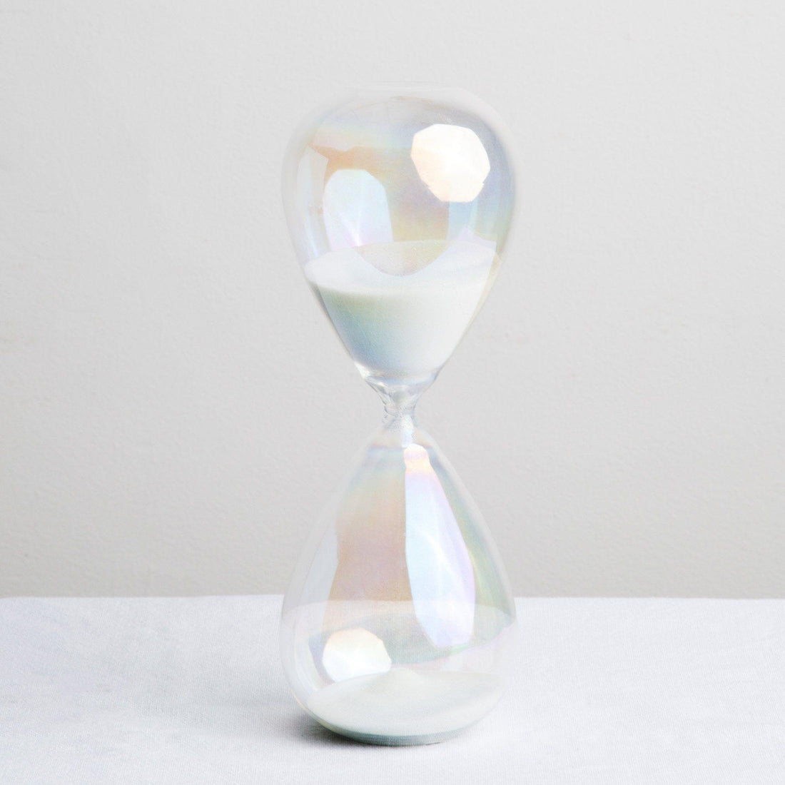 Sand Timer - Stylish Glass Hourglass for Home Decoration and Unique Gift in Random Sand Shades (model 1-16c)