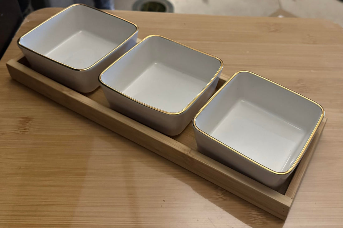 Downtown 3-Piece Decorative Serving Bowls Set, White Ceramic Square Dishes with Bamboo Tray, Modern Appetizer and Snack Platter for Parties, Dipping Sauces and Kitchen Countertops
