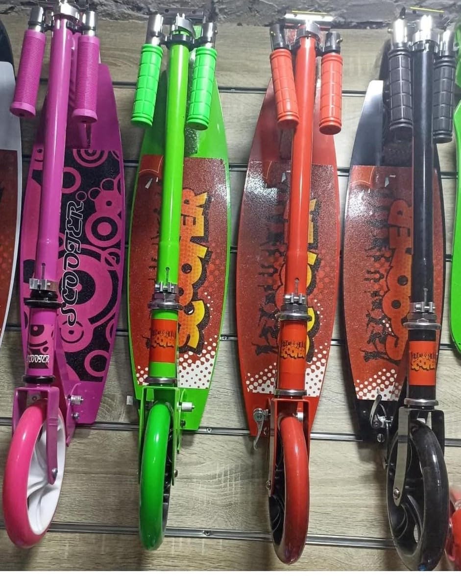 Jumbo Scooter Amazing color,4 hight levels 4 wheels adult materiala