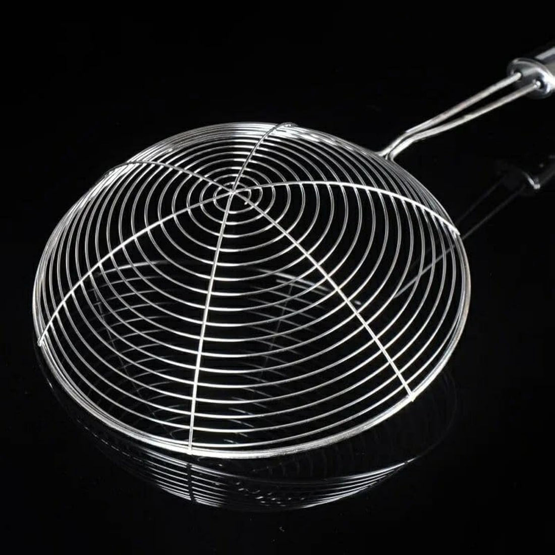 Downtown 15cm Spider Strainer Skimmer Ladle, Premium Stainless Steel Spoon for Cooking and Frying, Long Handle Wire Skimmer for Safely Lifting Food from Hot Oil and Boiling Water