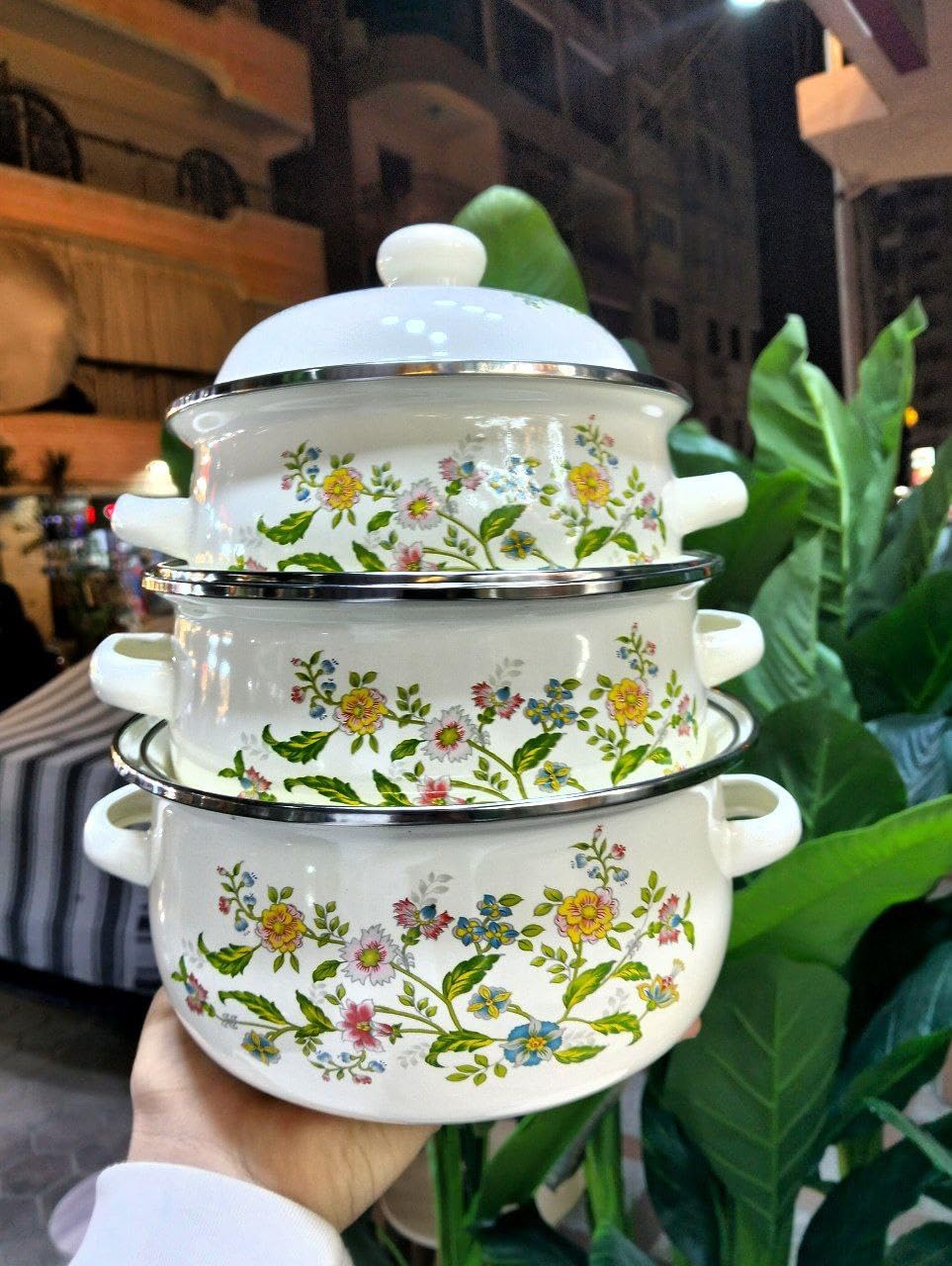Generic 3-Piece floral Sheet Metal Cookware Set in sizes 16cm, 18cm, and 20cm, durable material with excellent heat resistance, even heat distribution, perfect for daily cooking and easy cleaning.
