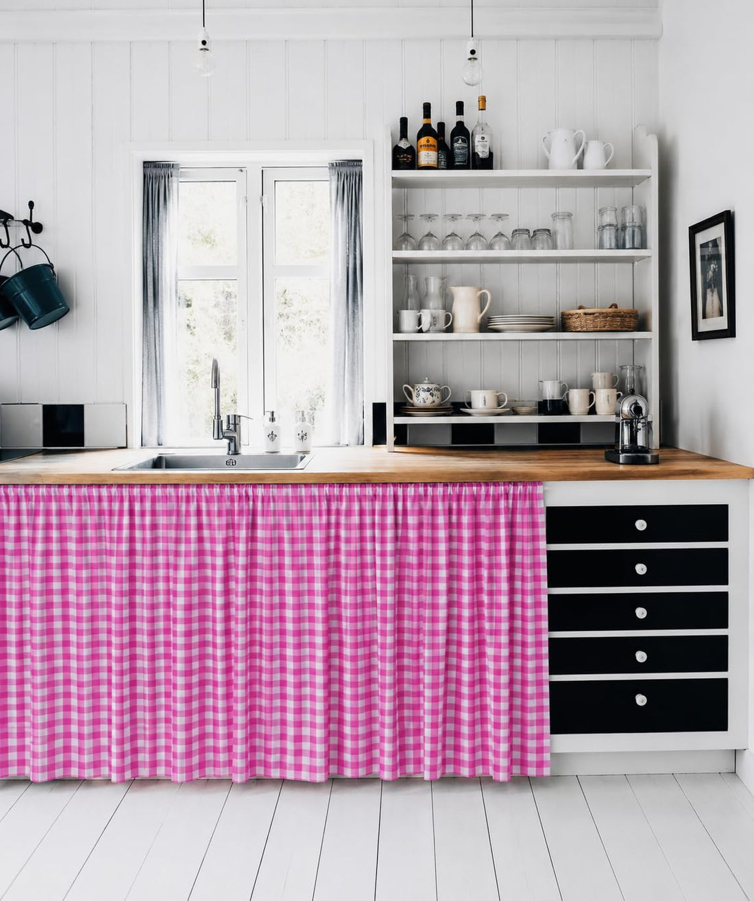 Kitchen Sink Curtain (Red)
