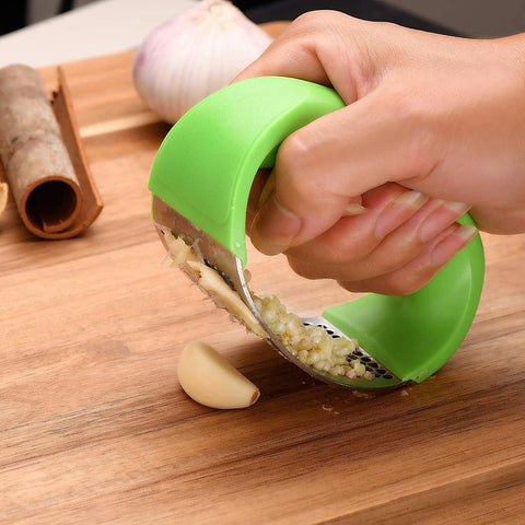 Garlic Press Rocker,Stainless Steel Garlic Presser with Peeler and Cleaning Brush, Garlic Chopper for Smash Garlic Kitchen Gadgets Tools (GREEN)