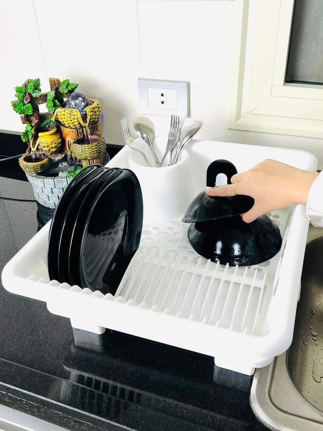 Plastic Dish Rack with Base - Sink Strainer for Kitchen - Dish Organizer Spoons and Cups (White)