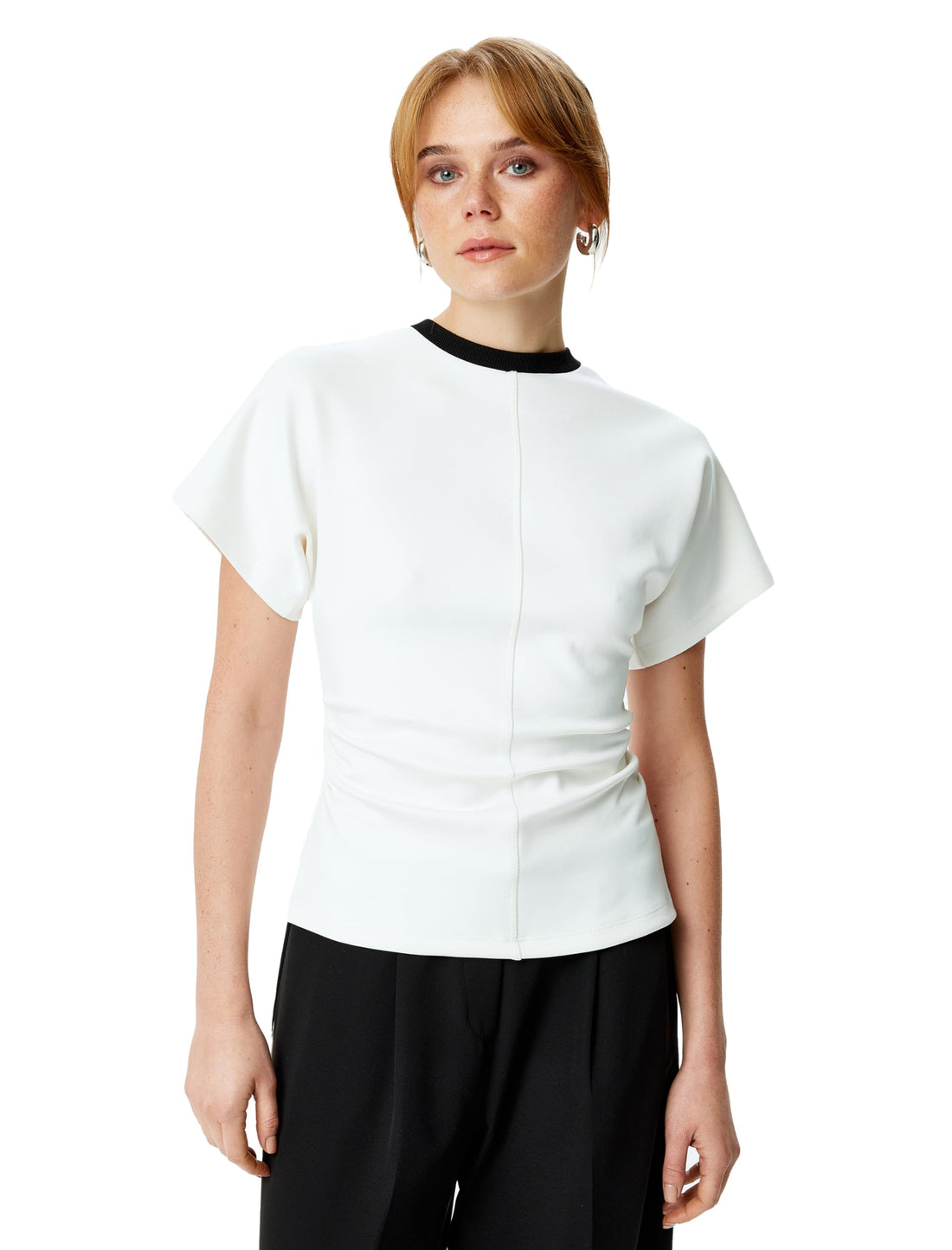 KOTON Womens Draped Crew Neck T-shirt Modern (pack of 1)