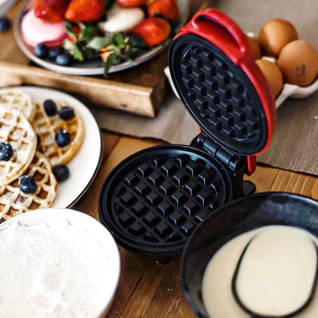 WAFFLUX Mini Waffle Maker - Mini Electric Breakfast Machine, Easy to Use and Go (350W), Imported, A Must Have in Every Home! - Generic