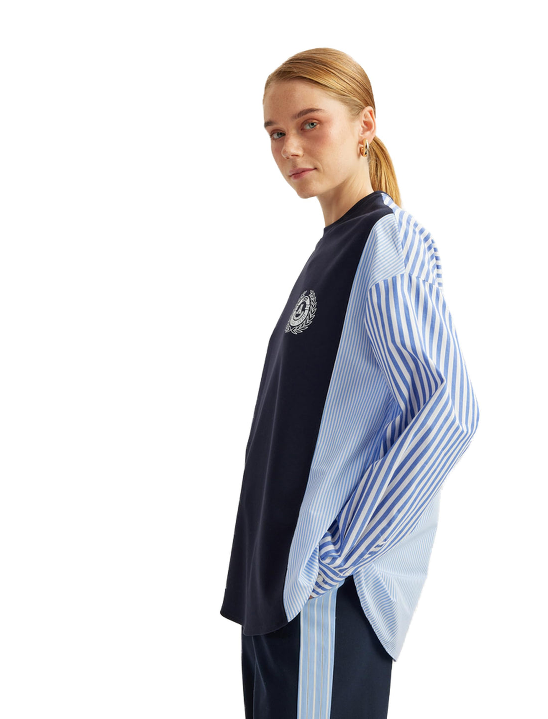 KOTON Womens Striped Sweatshirt Modern