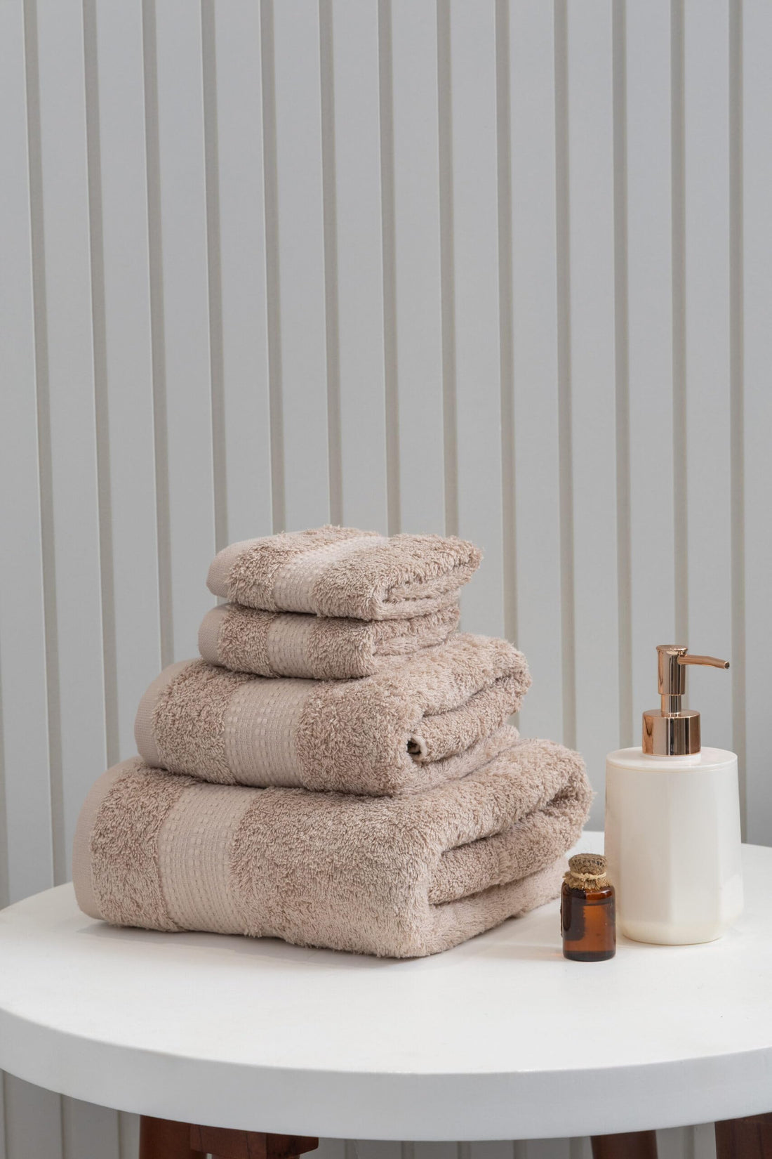 nit - Mahogany Rose Towel Set -Solid (650 GSM) 100% Egyptian Cotton