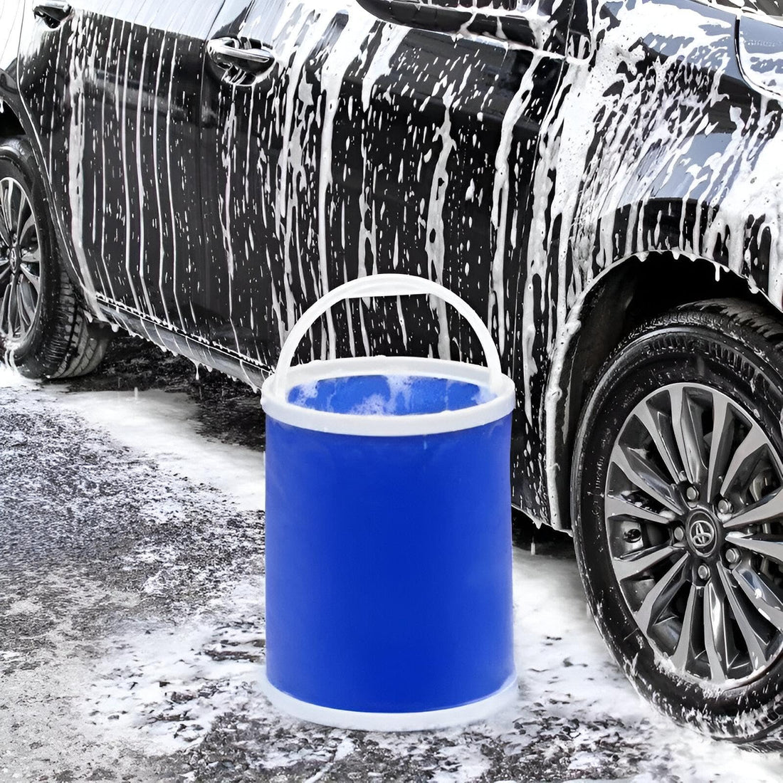 Compact Water Bucket - Features a flexible design that easily folds for convenient storage, perfect for gardening, travel, car washing, and various household tasks. (1)