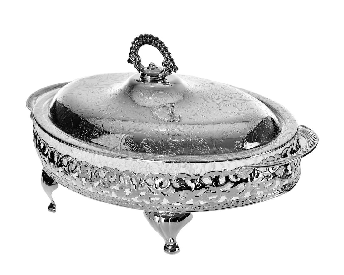 Queen Anne silver plated oval appetizer plate And a glass dish divided into 4 parts (ordver) with a royal lid. 60/6205/7